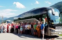 Reisebus mit Gästen Reisebus mit Gästen