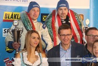 Sportler bei Siegerehrung Sportler bei Siegerehrung