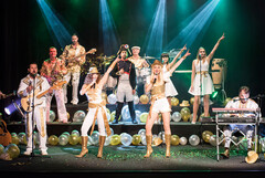 ABBA World Revival meets Classic ABBA World Revival meets Classic