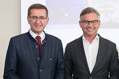 v.l.: Wirtschafts-Landesrat Markus Achleitner mit Staatssekretär Dr. Magnus Brunner.