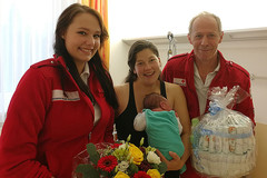 Marlene Hinterer, Mama Verena mit dem kleinen Felix, Harald Schweiger Marlene Hinterer, Mama Verena mit dem kleinen Felix, Harald Schweiger