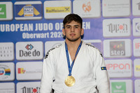 Wachid Borchashvili bei der Siegerehrung Wachid Borchashvili bei der Siegerehrung