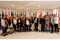 MEP Josef Weidenholzer mit den BesucherInnen aus dem Salzkammergut MEP Josef Weidenholzer mit den BesucherInnen aus dem Salzkammergut
