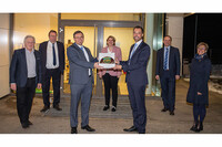 Gratulation dem neuen Bürgermeister Stefan Weiringer Gratulation dem neuen Bürgermeister Stefan Weiringer