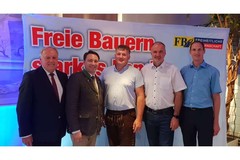 DI Dr. Adalbert Cramer, LH-Stv. Dr. Manfred Haimbuchner, Markus Steinmaurer, LAbg. Ing. Franz Graf und Jens Baumgartner DI Dr. Adalbert Cramer, LH-Stv. Dr. Manfred Haimbuchner, Markus Steinmaurer, LAbg. Ing. Franz Graf und Jens Baumgartner