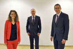 Vizebürgermeisterin Anna-Maria Demmelmayr, Bürgermeister Gerald Hackl und Vizebürgermeister Ing. Markus Vogl Vizebürgermeisterin Anna-Maria Demmelmayr, Bürgermeister Gerald Hackl und Vizebürgermeister Ing. Markus Vogl