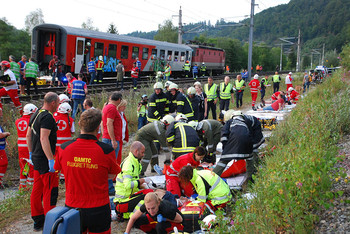 Große Einsatzübung im ÖBB Gleisbereich bei Schärding Große Einsatzübung im ÖBB Gleisbereich bei Schärding
