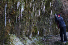 Fotograf Gerhard Hütmeyer an der Rinnenden Mauer Fotograf Gerhard Hütmeyer an der Rinnenden Mauer