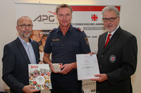 OÖ. Jugendrotkreuz dankt Polizei OÖ. Jugendrotkreuz dankt Polizei