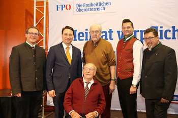 V.l.n.r.: Harald Riedler, Manfred Haimbuchner, Wilhelm Kirchmayr, Karl Strauß, Michael Gruber, Robert Cicona V.l.n.r.: Harald Riedler, Manfred Haimbuchner, Wilhelm Kirchmayr, Karl Strauß, Michael Gruber, Robert Cicona