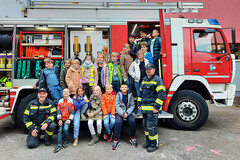 "Unterrichtsstunde Feuerwehr" in der Volksschule Garsten "Unterrichtsstunde Feuerwehr" in der Volksschule Garsten