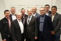 GV Josef Eisschiel, Afiesl; Bgm. Josef Hintenberger, Ahorn; Bgm. Erhard Grünzweil, Afiesl; VzBgm. Wilhelm Hofbauer, Helfenberg; Landesrat Max Hiegelsberger, Bgm. Peter Pagitsch, Schönegg; Bgm. Alfred Mayr, St. Stefan; Bgm. Stefan Hölzl, Helfenberg und Bgm. Leopold Gartner, Vorderweißenbach GV Josef Eisschiel, Afiesl; Bgm. Josef Hintenberger, Ahorn; Bgm. Erhard Grünzweil, Afiesl; VzBgm. Wilhelm Hofbauer, Helfenberg; Landesrat Max Hiegelsberger, Bgm. Peter Pagitsch, Schönegg; Bgm. Alfred Mayr, St. Stefan; Bgm. Stefan Hölzl, Helfenberg und Bgm. Leopold Gartner, Vorderweißenbach