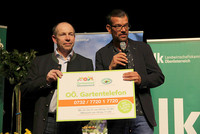 Agrar-Landesrat Max Hiegelsberger und Biogärtner Karl Ploberger bei der Gartenland-Tour 2017. Agrar-Landesrat Max Hiegelsberger und Biogärtner Karl Ploberger bei der Gartenland-Tour 2017.