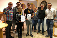v.l.n.r. Bürgermeister Rudi Mayr, Sportreferent Tom Bloderer, Gemeindemeisterin Gertraud Mayr, Gemeindemeister Michael Mayr, GR Eva Kirchweger, GR Franz Buder und Oberschützenmeister Christian Eckhart. v.l.n.r. Bürgermeister Rudi Mayr, Sportreferent Tom Bloderer, Gemeindemeisterin Gertraud Mayr, Gemeindemeister Michael Mayr, GR Eva Kirchweger, GR Franz Buder und Oberschützenmeister Christian Eckhart.