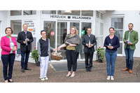 Bäuerinnen des Bezirks danken dem Pflegepersonal in Gunskirchen Bäuerinnen des Bezirks danken dem Pflegepersonal in Gunskirchen