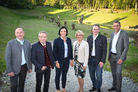 Ministerin Köstinger mit Bürgermeisterin Pachner und den Landesräten Klinger und Hiegelsberger Ministerin Köstinger mit Bürgermeisterin Pachner und den Landesräten Klinger und Hiegelsberger