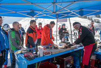 Mehr als 600 Personen verkosteten heimisches Alpenvorlandrind vom Grillweltmeister. Mehr als 600 Personen verkosteten heimisches Alpenvorlandrind vom Grillweltmeister.