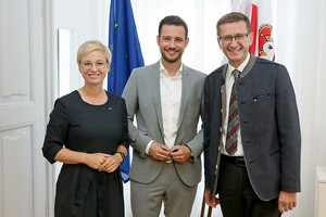 Wirtschaftskammer-OÖ-Präsidentin Mag, Doris Hummer, Kärntens Wirtschafts-Landesrat Mag. Sebastian Schuschnig und Oö. Wirtschafts-Landesrat Markus Achleitner. Wirtschaftskammer-OÖ-Präsidentin Mag, Doris Hummer, Kärntens Wirtschafts-Landesrat Mag. Sebastian Schuschnig und Oö. Wirtschafts-Landesrat Markus Achleitner.