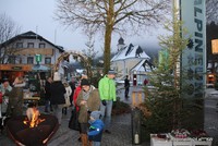 Adventmarktbesucher Adventmarktbesucher