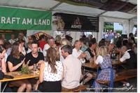 Bierzeltbesucher Bierzeltbesucher