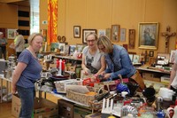 Flohmarktbesucher Flohmarktbesucher