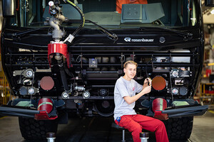 Industrielehre Kraftfahrzeugtechnik bei Rosenbauer - Symbolbild Industrielehre Kraftfahrzeugtechnik bei Rosenbauer - Symbolbild