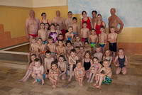 Die TeilnehmerInnen am Kinderschwimmkurs der ÖWR Ebensee Die TeilnehmerInnen am Kinderschwimmkurs der ÖWR Ebensee