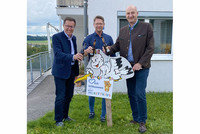 KD Ing. Klaus Mitterhauser, frischgebackener Vater Markus Felbermaier und KO Stv. Dr. Christian Dörfel KD Ing. Klaus Mitterhauser, frischgebackener Vater Markus Felbermaier und KO Stv. Dr. Christian Dörfel