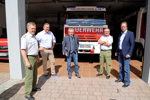 FF Bezirkskommandant Herbert Ablinger, MEP Mag. Roman Haider, LR Wolfgang Klinger, ABI Helmut Neuweg, Bgm. Dieter Lang FF Bezirkskommandant Herbert Ablinger, MEP Mag. Roman Haider, LR Wolfgang Klinger, ABI Helmut Neuweg, Bgm. Dieter Lang
