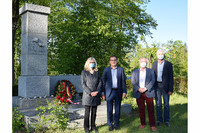 v.l.n.r.: GV Jutta Wambacher, Bgm. Christian Schöffmann, Vbgm. a.D. Friedrich Nagl, Bgm. a.D. Josef Sturmair v.l.n.r.: GV Jutta Wambacher, Bgm. Christian Schöffmann, Vbgm. a.D. Friedrich Nagl, Bgm. a.D. Josef Sturmair