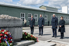 v.l.: Robert Eiter, Landeshauptmann Thomas Stelzer, Bundespräsident Alexander Van der Bellen, Doris Schmidauer v.l.: Robert Eiter, Landeshauptmann Thomas Stelzer, Bundespräsident Alexander Van der Bellen, Doris Schmidauer
