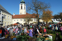 Traditioneller Schmankerlmarkt am Nationalfeiertag in Pfarrkirchen Traditioneller Schmankerlmarkt am Nationalfeiertag in Pfarrkirchen