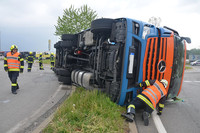 Einsatzkräfte an der Unfallstelle Einsatzkräfte an der Unfallstelle