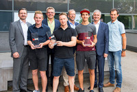 V. l.: Innungsgeschäftsführer Christoph Stoiber, Markus Seiwald (3.)LIM Alfred Laban, Landessieger Philipp Schwabegger, Bundeslehrlingswart Franz Hager, Manuel Niederberger, Berufsschuldirektor Harald Wagner, Thomas Hofer. V. l.: Innungsgeschäftsführer Christoph Stoiber, Markus Seiwald (3.)LIM Alfred Laban, Landessieger Philipp Schwabegger, Bundeslehrlingswart Franz Hager, Manuel Niederberger, Berufsschuldirektor Harald Wagner, Thomas Hofer.