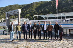 Teilnehmer des 2. Arbeitsgruppentreffens bei der Besichtigung der Anlegestelle Engelhartszell I im Beisein von Bürgermeister Roland Pichler Teilnehmer des 2. Arbeitsgruppentreffens bei der Besichtigung der Anlegestelle Engelhartszell I im Beisein von Bürgermeister Roland Pichler