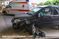 das beschädigte Unfallfahrzeug das beschädigte Unfallfahrzeug