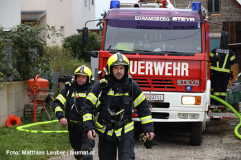 Feuerwehr am Brandort Feuerwehr am Brandort