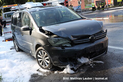 Abtransport des Unfallwagens Abtransport des Unfallwagens