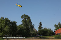 Rettungshubschrauber im Landeanflug Rettungshubschrauber im Landeanflug