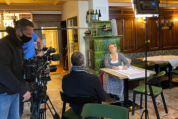 Maria Schmeisser Kirchenwirtin aus Strobl beim Interview! Maria Schmeisser Kirchenwirtin aus Strobl beim Interview!