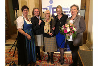 v. li nach re: BR Rosa Ecker, BM Dr. Karin Kneissl, LAbg. a.D. Helga Moser, NR Carmen Schimanek, 3. NR-Präs. Anneliese Kitzmüller v. li nach re: BR Rosa Ecker, BM Dr. Karin Kneissl, LAbg. a.D. Helga Moser, NR Carmen Schimanek, 3. NR-Präs. Anneliese Kitzmüller