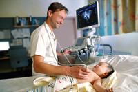 Prim. Dr. Oliver Wagner, Leiter der Abteilung für Kinder- und Jugendheilkunde am Pyhrn-Eisenwurzen Klinikum Steyr. Prim. Dr. Oliver Wagner, Leiter der Abteilung für Kinder- und Jugendheilkunde am Pyhrn-Eisenwurzen Klinikum Steyr.