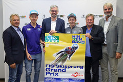 FIS Sommer Grand Prix 2017 Hans PUM, Sportdirektor ÖSV, Michael HAYBÖCK, ÖSV-Nationalteam Skispringen, Sportreferent LH-Stv. Dr. Michael STRUGL, Markus SCHIFFNER, ÖSV-A-Kader Skispringen, Bernhard ZAUNER, OK-Chef UVB Hinzenbach und DI Friedrich NIEDERNDORFER