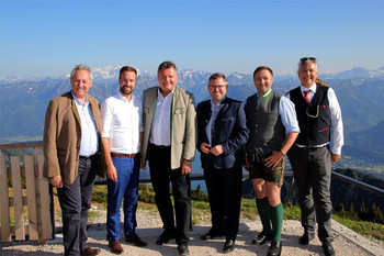 Arbeitsgespräch auf dem Schafberg Arbeitsgespräch auf dem Schafberg