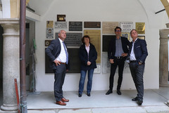 Landtagspräsident Wolfgang Stanek, Dr.in Brigitte Kepplinger, Mag. Florian Schwanninger, LAbg. Jürgen Höckner Landtagspräsident Wolfgang Stanek, Dr.in Brigitte Kepplinger, Mag. Florian Schwanninger, LAbg. Jürgen Höckner