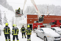 Feuerwehreinsatz bei der Talstation Wurzeralm Feuerwehreinsatz bei der Talstation Wurzeralm