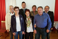 Helmut Kobler (1.v.r.) und LAbg. Michael Gruber (3.v.l.) mit dem Vorstand Helmut Kobler (1.v.r.) und LAbg. Michael Gruber (3.v.l.) mit dem Vorstand