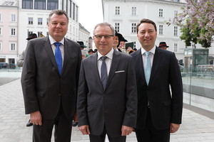 Landesrat Mag. Günther Steinkellner, Landesrat KommR Ing. Wolfgang Klinger und Landeshauptmann-Stellvertreter Dr. Manfred Haimbuchner Landesrat Mag. Günther Steinkellner, Landesrat KommR Ing. Wolfgang Klinger und Landeshauptmann-Stellvertreter Dr. Manfred Haimbuchner
