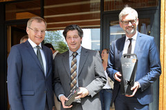 v.l.: LH Thomas Stelzer, Fritz Karl und LH-Stv. Strugl. v.l.: LH Thomas Stelzer, Fritz Karl und LH-Stv. Strugl.