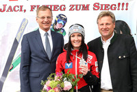 LH Mag. Thomas Stelzer, JACQUELINE Seifriedsberger, OÖSV –VizePräsident Bernhard Zauner LH Mag. Thomas Stelzer, JACQUELINE Seifriedsberger, OÖSV –VizePräsident Bernhard Zauner